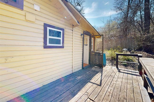 View of wooden terrace | Image 19