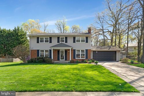 1709 Pebble Beach Dr, VIENNA, VA, 22182-2335 | Card Image