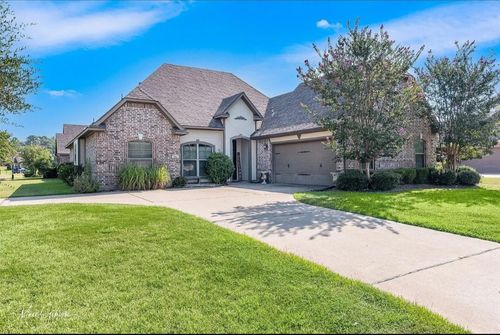 701 Fox Den, Haughton, LA, 71037-9385 | Card Image