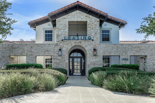 apt-707-9914 W Military Dr, San Antonio, TX, 78251-1809 | Card Image