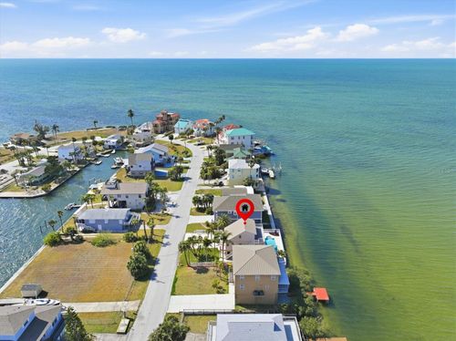 6511 Driftwood Dr, HUDSON, FL, 34667-1065 | Card Image