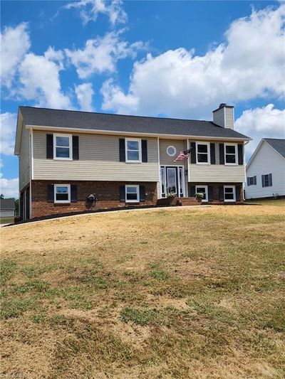 770 Arnold Road, House other with 3 bedrooms, 2 bathrooms and null parking in Lexington NC | Image 2