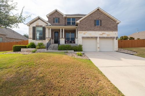 7300 Tessera Pkwy, Lago Vista, TX, 78645-4833 | Card Image