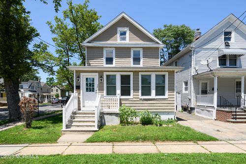 56 Bank St, Red Bank, NJ, 07701-1305 | Card Image