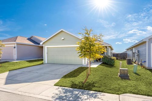 13726 Bucket Way, San Antonio, TX, 78252-1735 | Card Image