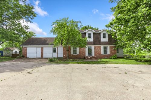 200 Loftin St, Harrison, AR, 72601-6174 | Card Image