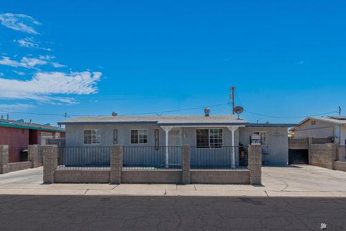 2011 E 25th Pl, Yuma, AZ, 85365-3139 | Card Image