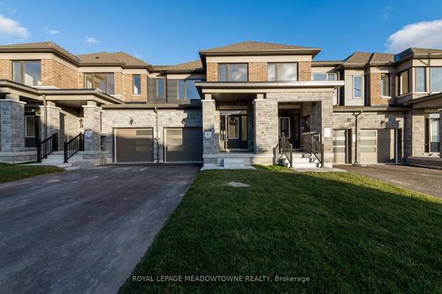 6 Prudhoe Terr, Barrie, ON, L9S | Card Image