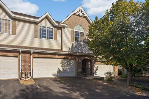 617 Crane Creek Ln, Eagan, MN, 55121-2377 | Card Image
