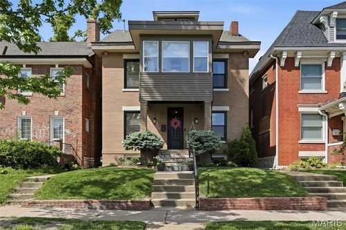 5733 Waterman Blvd, Saint Louis, MO, 63112-1601 | Card Image