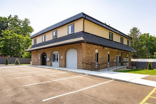 1-2-126 Innis Ave, Poughkeepsie, NY, 12601-2801 | Card Image