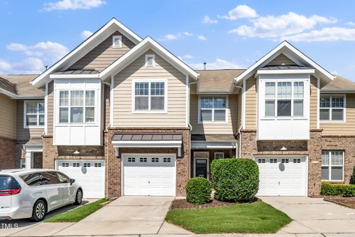 9105 Wooden Rd, Raleigh, NC, 27617-8202 | Card Image