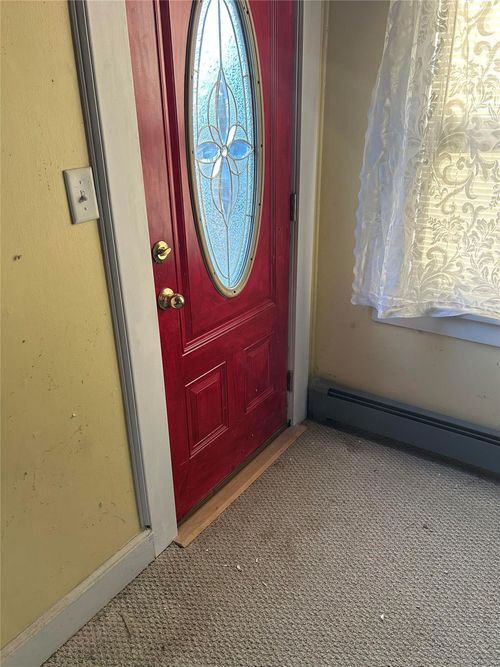 17425 County Road 48, Cutchogue, NY, 11935-1083 | Card Image