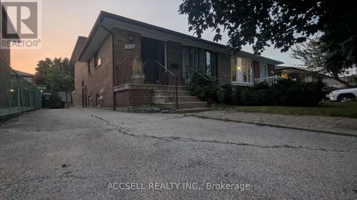 1055 Claredale Rd, Mississauga, ON, L5G1T5 | Card Image