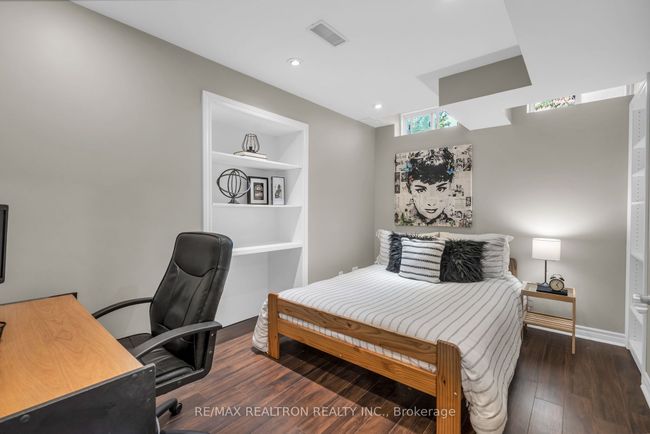 172 Denise Cir, House attached with 4 bedrooms, 4 bathrooms and 2 parking in Newmarket ON | Image 30