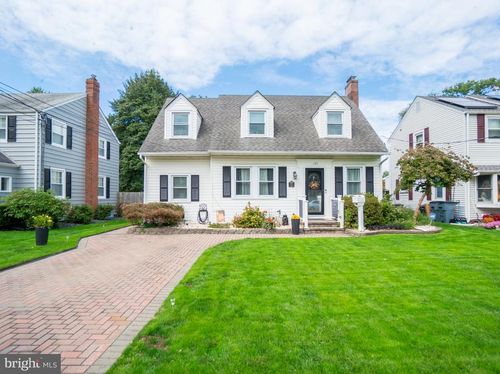 123 Homestead Ave, Hamilton, NJ, 08610-3312 | Card Image