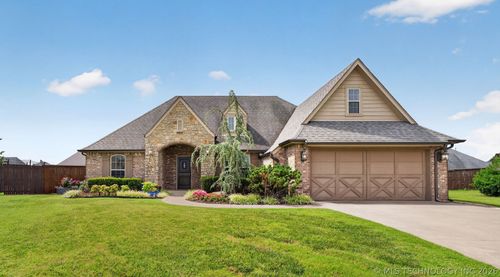 424 127th St, Jenks, OK, 74037-4407 | Card Image