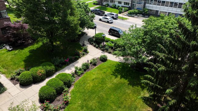 Courtyard | Image 27