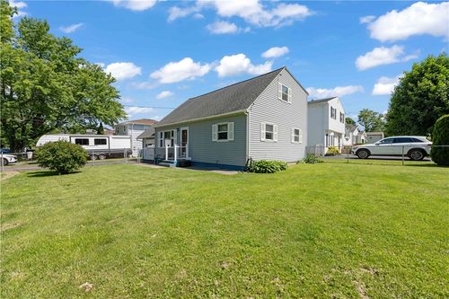 104 Rahway Rd, Gates, NY, 14606-4915 | Card Image
