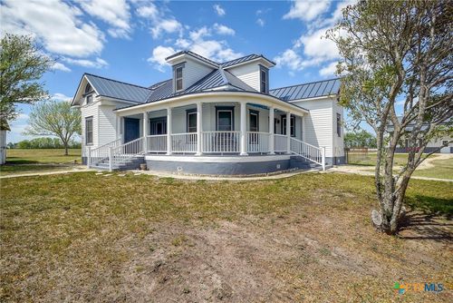 1370 County Road 353, Shiner, TX, 77984 | Card Image