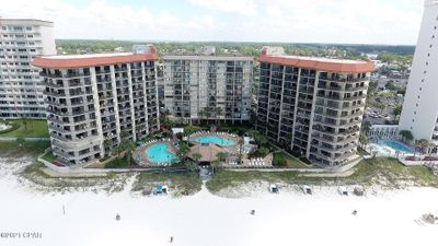 1002 - 6505 Thomas Drive, Condo with 2 bedrooms, 2 bathrooms and null parking in Panama City FL | Image 2