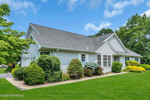 39 Strawberry Ln, Lakewood, NJ, 08701-5723 | Card Image