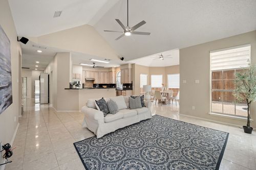 2324 Compton Dr, Plano, TX, 75025-2467 | Card Image