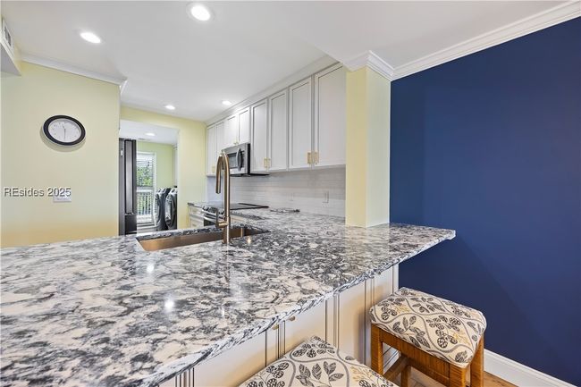APT-454 - 21 Ocean Ln, Condo with 2 bedrooms, 2 bathrooms and null parking in Hilton Head Island SC | Image 4