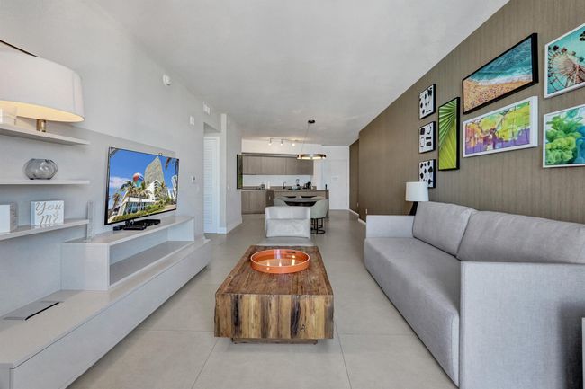 1910 - 4111 S Ocean Dr, Condo with 1 bedrooms, 1 bathrooms and null parking in Hollywood FL | Image 11