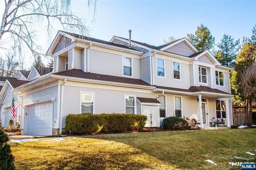 7 Hornbeam Way, Hamburg, NJ, 07419 | Card Image