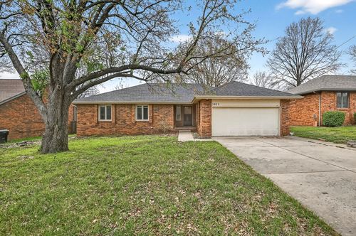 3933 S Gatlin Court, Springfield, MO, 65807 | Card Image