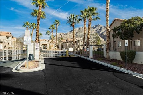 2037-2110 Los Feliz St, Las Vegas, NV, 89156-8018 | Card Image