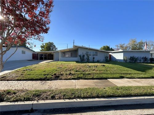 948 Barbra Ln, Redlands, CA, 92374 | Card Image