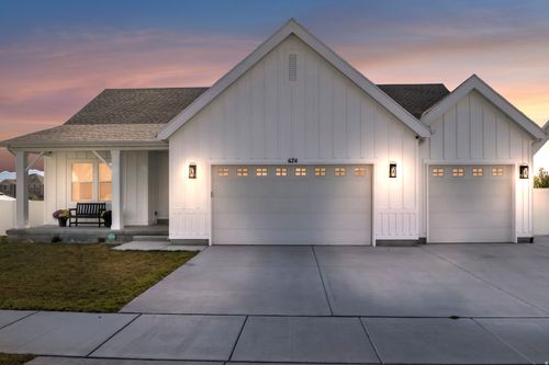 674 S Meade St, Mapleton, UT, 84664-4454 | Card Image