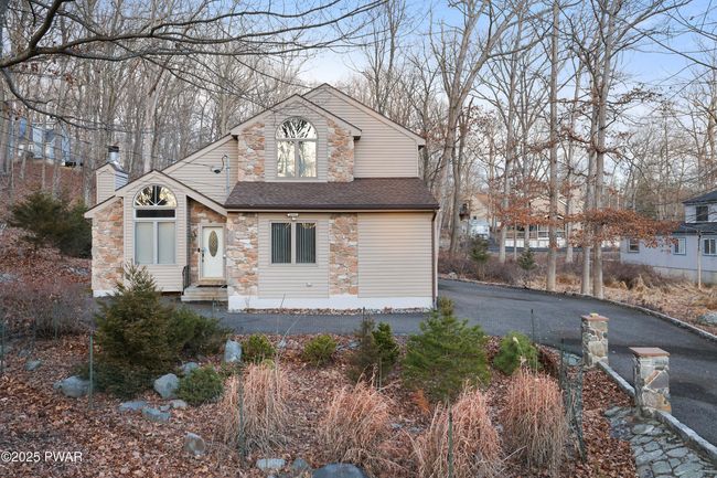3-Front of the house | Image 5