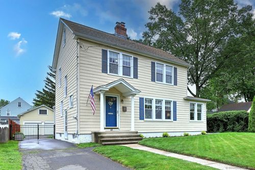 17 Norris St, Hamden, CT, 06517-1203 | Card Image