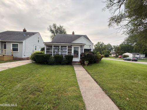1943 Glencairn Ave, Toledo, OH, 43614-3911 | Card Image