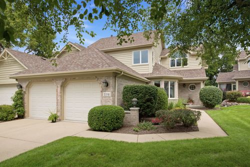 2218 Tamarack Dr, Downers Grove, IL, 60515-4262 | Card Image