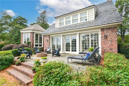 7611 Argyle Ave, Norfolk, VA, 23505-1701 | Card Image