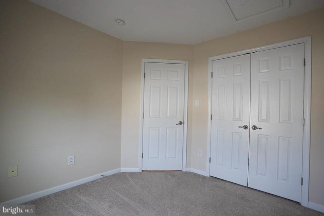 2102 E Oak Rd, Townhouse with 3 bedrooms, 2 bathrooms and null parking in VINELAND NJ | Image 54
