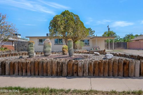 6334 E Calle Luna, Tucson, AZ, 85710-5612 | Card Image