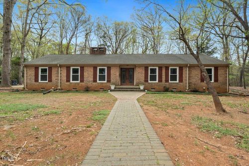 513 Glendale St, Siler City, NC, 27344-3859 | Card Image