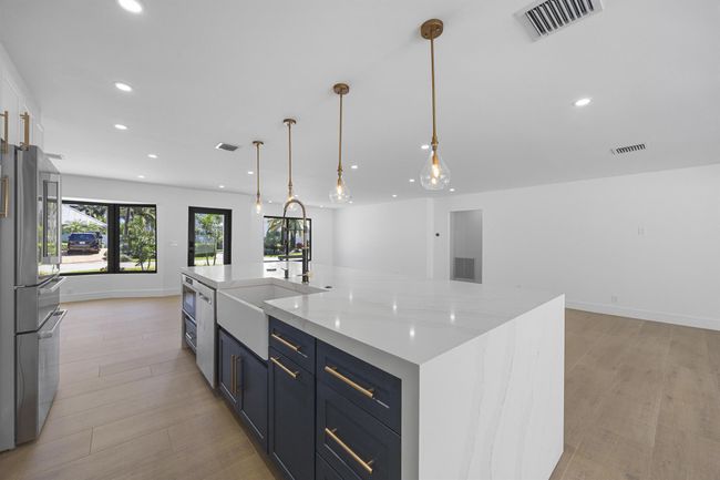 4121 Ne 31 St Ave, House other with 3 bedrooms, 3 bathrooms and null parking in Lighthouse Point FL | Image 15