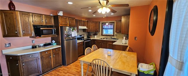 150 E South St, House other with 5 bedrooms, 3 bathrooms and null parking in Cadiz OH | Image 8