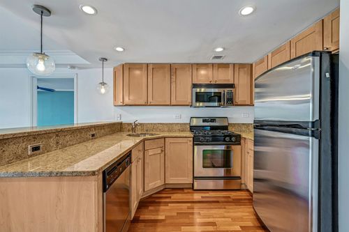 9rs-700 1st St, Hoboken, NJ, 07030-8802 | Card Image