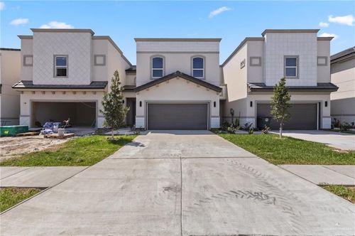 2206 Corales St, Mission, TX, 78573-8514 | Card Image