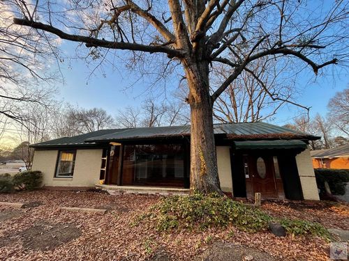 710 W Main St, Atlanta, TX, 75551-3401 | Card Image