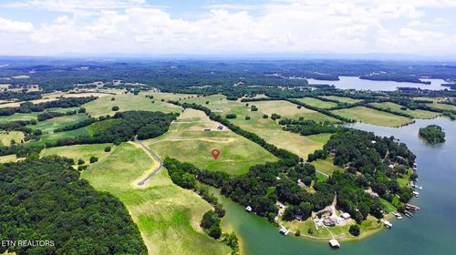 3831 Gravelly Hills Rd, Louisville, TN, 37777-3246 | Card Image