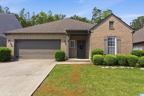 227 Chesser Park Dr, CHELSEA, AL, 35043-8323 | Card Image