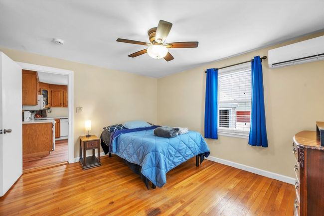 117 Vale St, House other with 3 bedrooms, 2 bathrooms and 4 parking in Worcester MA | Image 8